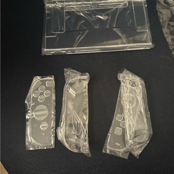 Nintendo Switch clear case - Picture 2 of 3